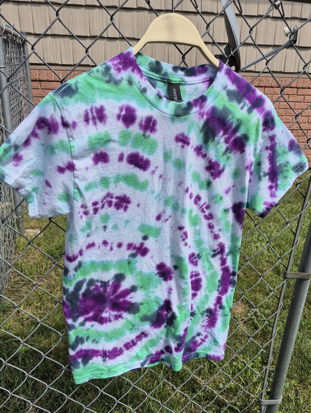 Unisex Small Tie-Dye Shirt
